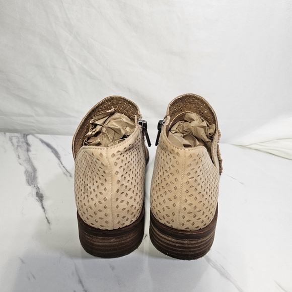 Lucky Brand Pakpao Women’s Sz 8.5M Brown Leather Closed Toe Boot - Picture 3 of 10